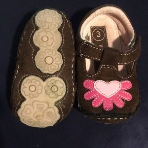 Lot of baby shoes